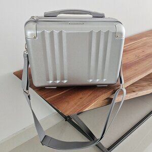 Travel Vanity Case